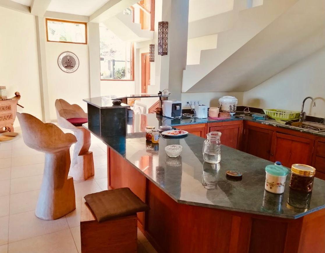 Villa Cantik Sambirenteng Gretek Buitenkant foto